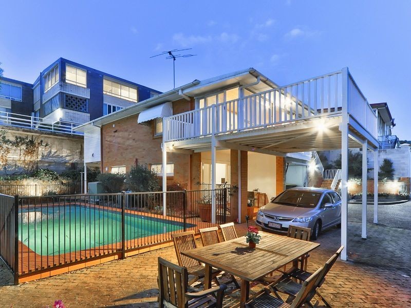 58 Crescent Road, Hamilton QLD 4007