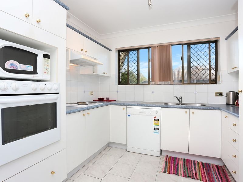 1-3/27 Childs Street, Clayfield QLD 4011