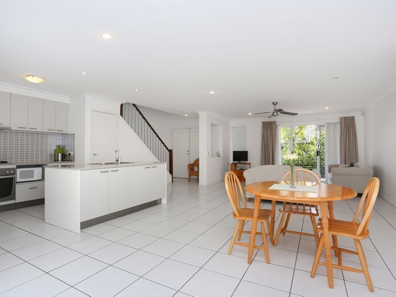 109/80 McIntyre Street, Hendra QLD 4011