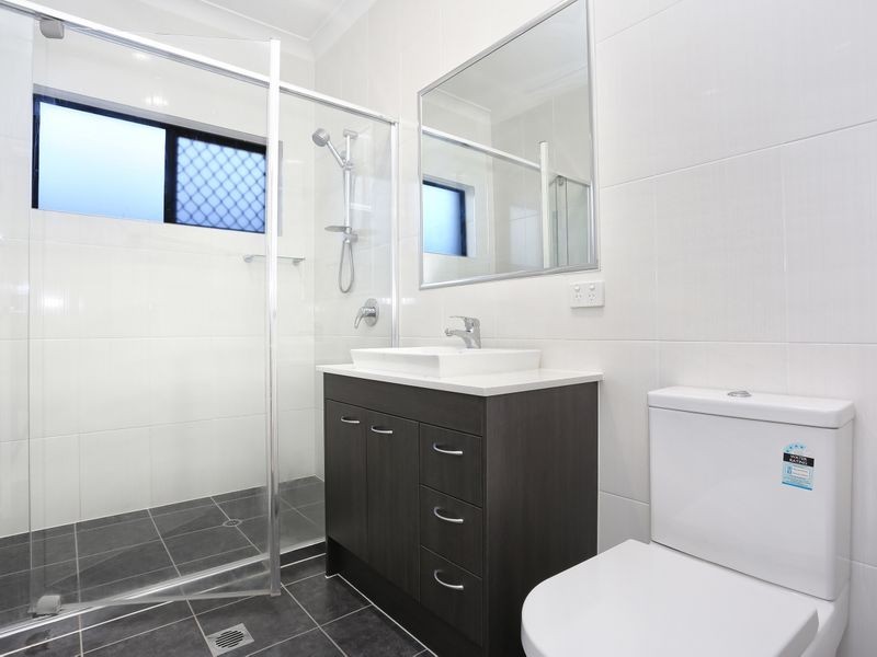 33 Blue Mountains Crescent, Fitzgibbon QLD 4018