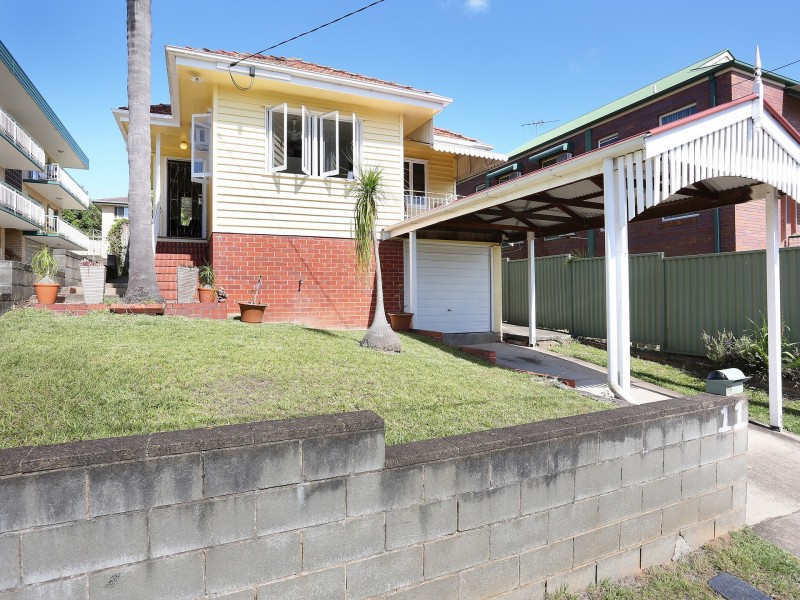 11 Wooloowin Avenue, Wooloowin QLD 4030