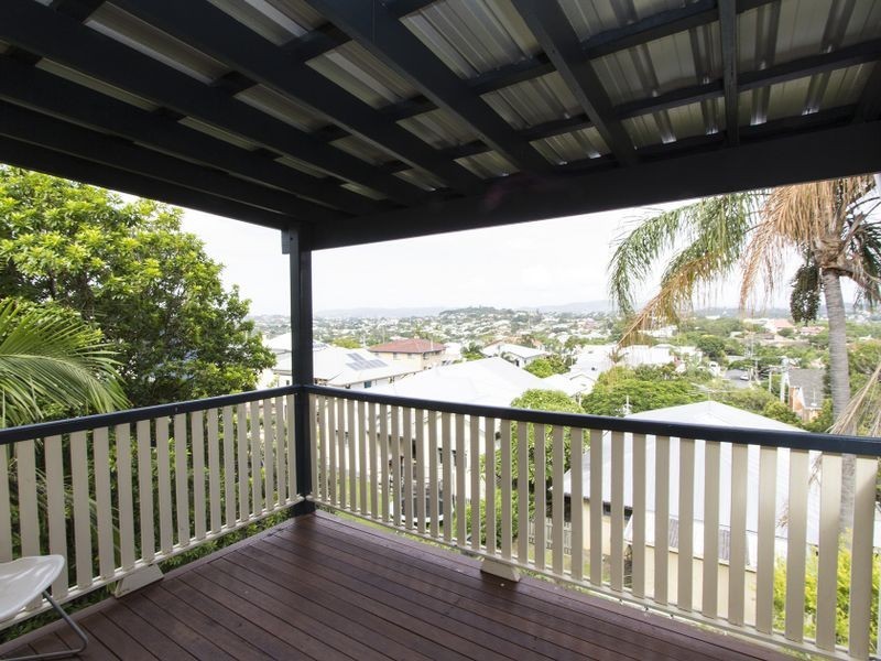 Unit 5/32 Miles Street, Clayfield QLD 4011
