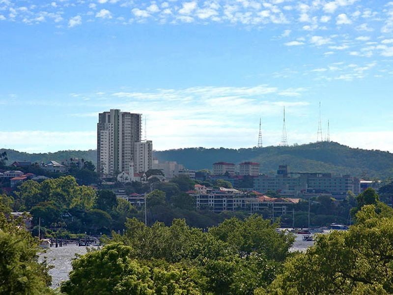 Apartment 30211/2 Harbour Road, Hamilton QLD 4007