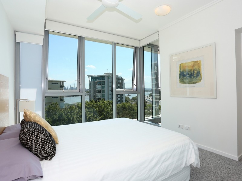 Apartment 30609/2 Harbour Road, Hamilton QLD 4007