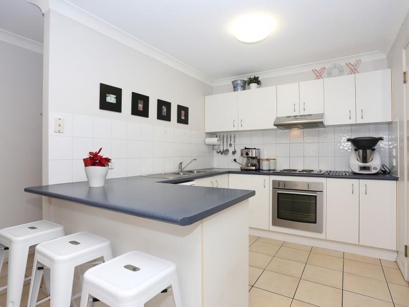 12 Nambung Place, Parkinson QLD 4115