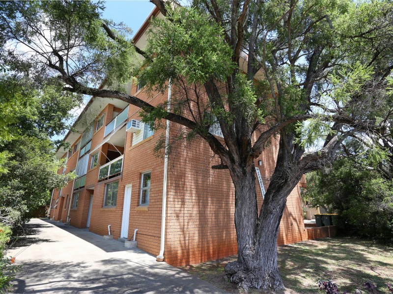 4/192 Junction Road, Clayfield QLD 4011