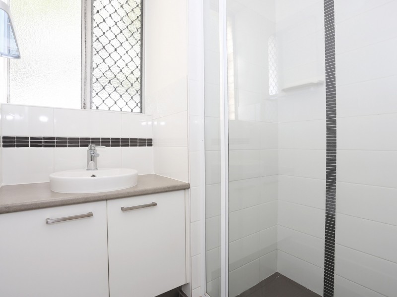 Unit 1/2 Franz Road, Clayfield QLD 4011