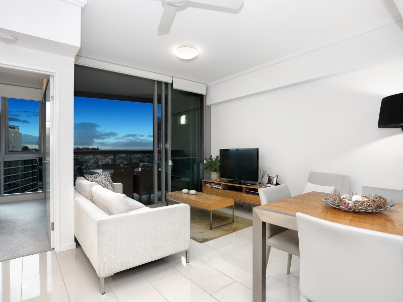 Unit 21702/8 Harbour Road, Hamilton QLD 4007