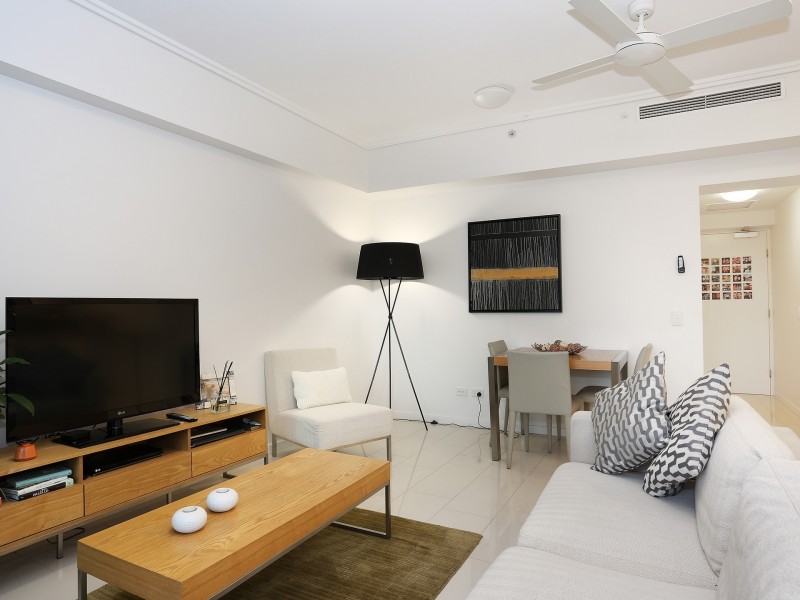 Unit 21702/8 Harbour Road, Hamilton QLD 4007