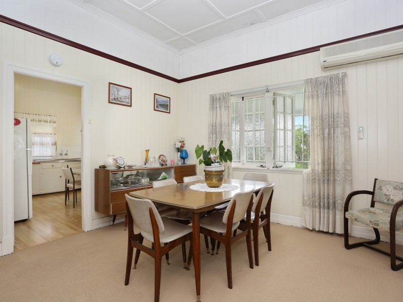 28 Solar Street, Coorparoo QLD 4151