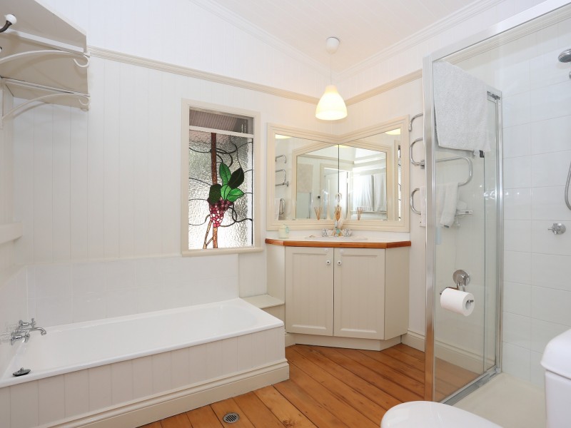 19 Wattle Avenue, Yeerongpilly QLD 4105