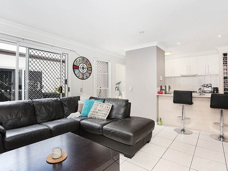 8 Grays Road, Hamilton QLD 4007