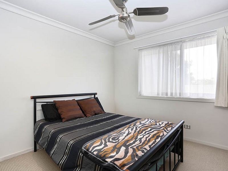 8 Grays Road, Hamilton QLD 4007