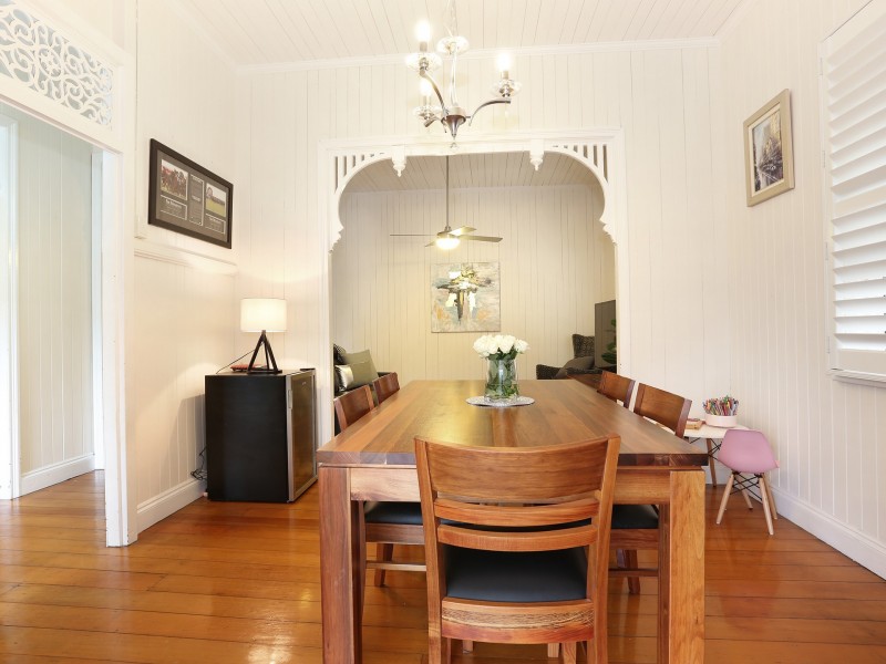 9 Jackson Street, Clayfield QLD 4011