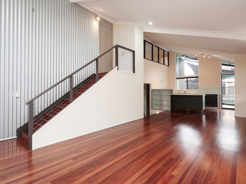 30 Turnmill Street, Macgregor QLD 4109