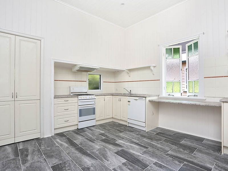 23 Park Road, Wooloowin QLD 4030