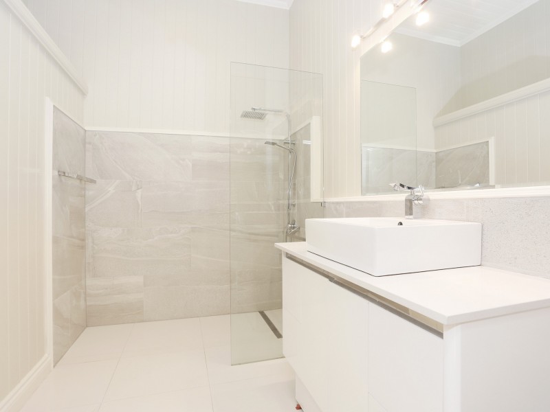 6 Creswick Street, Clayfield QLD 4011