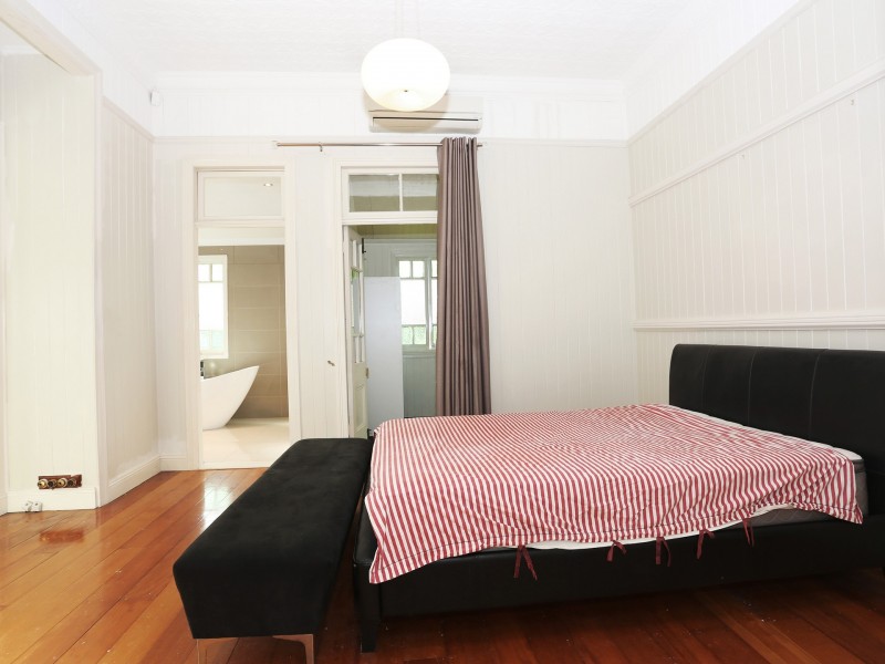 6 Creswick Street, Clayfield QLD 4011