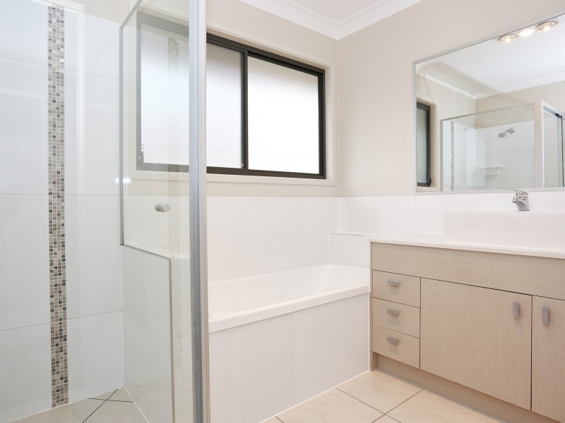 347 South Pine Road, Enoggera QLD 4051