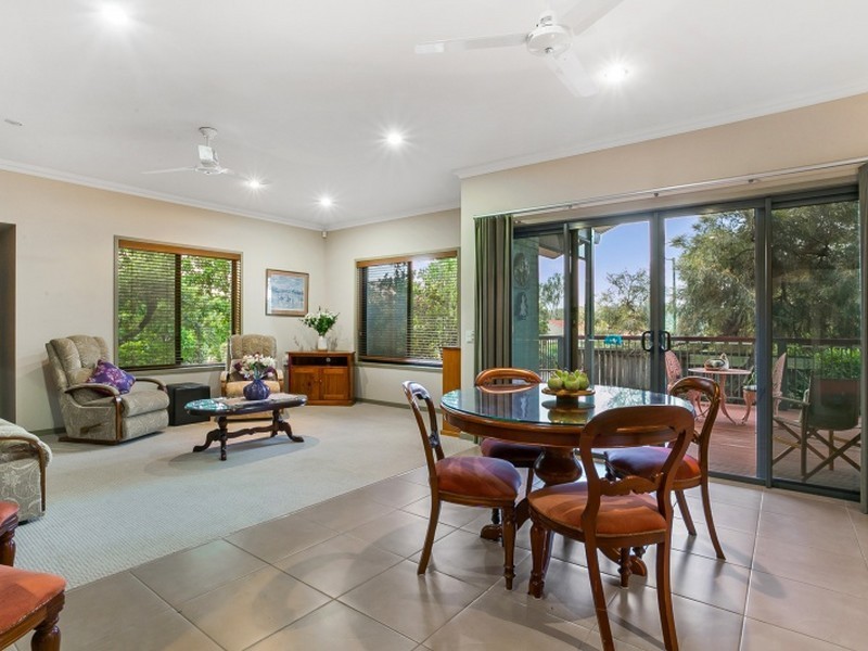 2/119 Sugarwood Street, Moggill QLD 4070