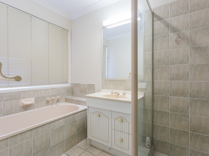 23 Considen Pl, Bellbowrie QLD 4070