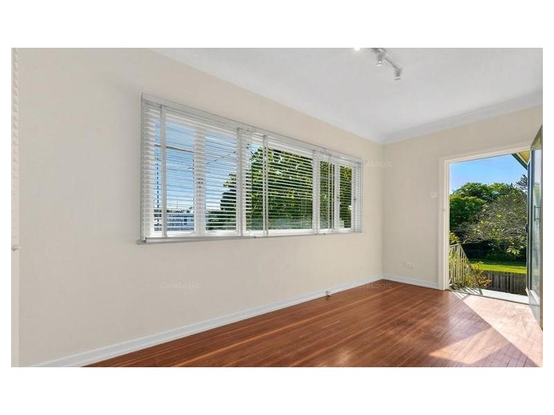 19 Woodville Street, Hendra QLD 4011