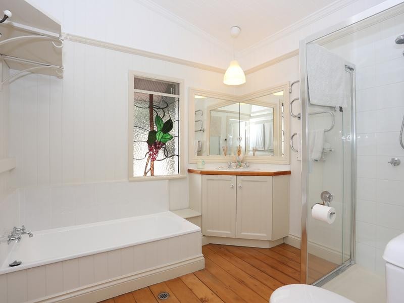 19 Wattle Avenue, Yeerongpilly QLD 4105