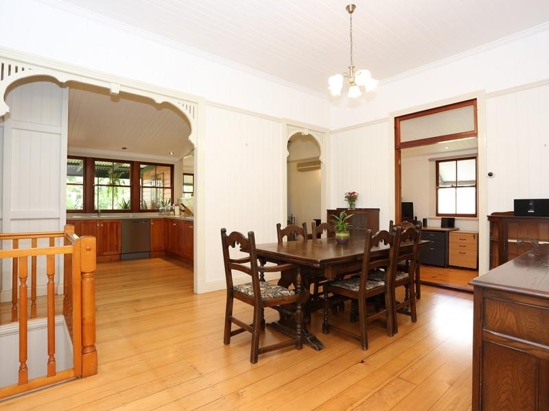 19 Wattle Avenue, Yeerongpilly QLD 4105