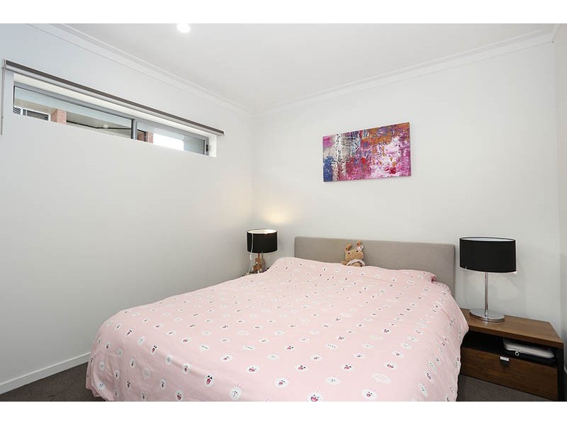 1103/8 Lochaber St, Dutton Park QLD 4102