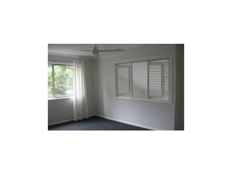 62 Hall Street, Sherwood QLD 4075