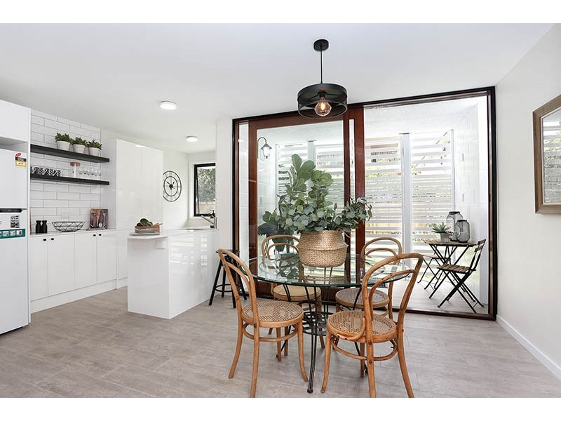 2/32 London Road, Clayfield QLD 4011