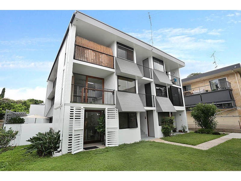 2/32 London Road, Clayfield QLD 4011