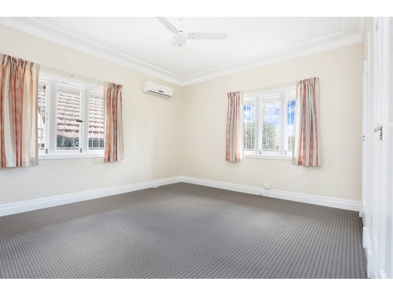 100 Christian Street, Clayfield QLD 4011
