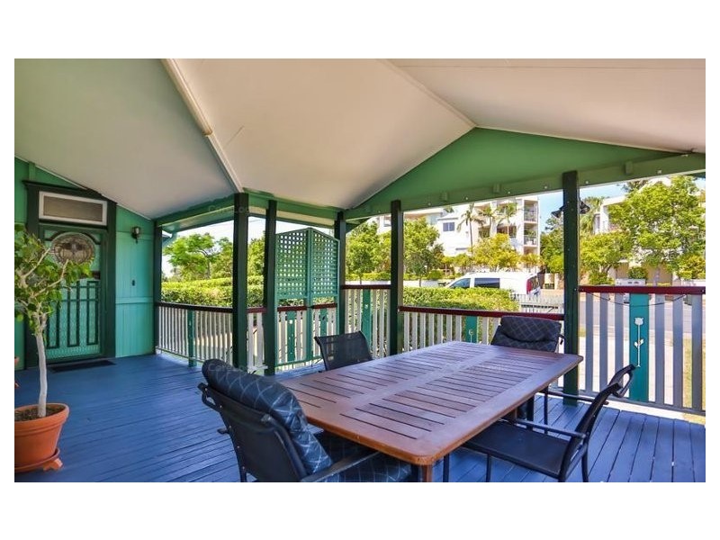 71 Adamson street, Wooloowin QLD 4030