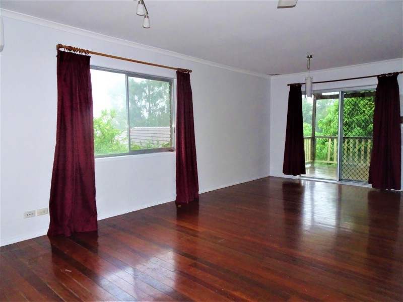 47 Dandenong Road, Jamboree Heights QLD 4074