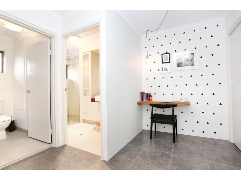 4/52 London Road, Clayfield QLD 4011