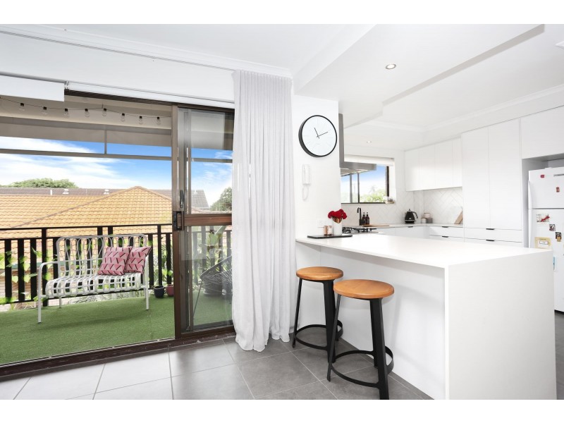 4/52 London Road, Clayfield QLD 4011
