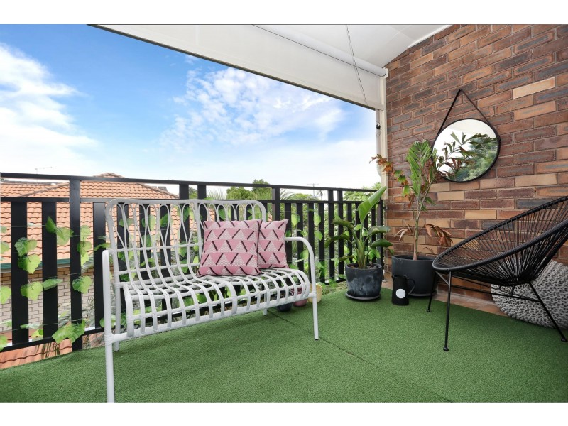 4/52 London Road, Clayfield QLD 4011