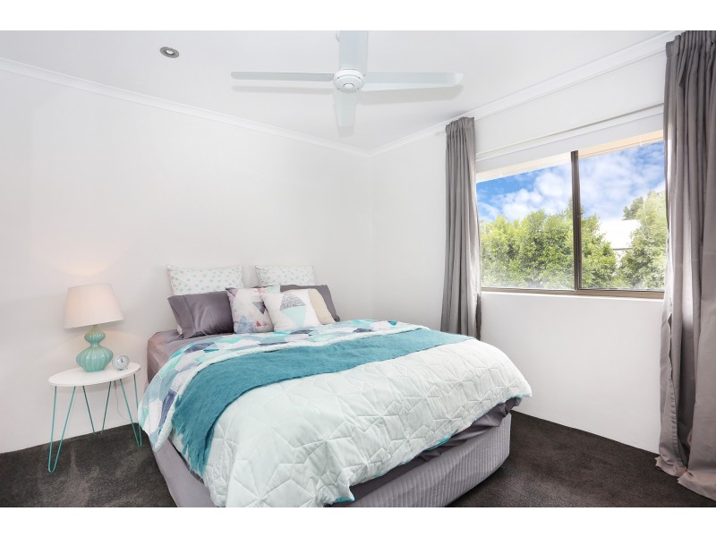 4/52 London Road, Clayfield QLD 4011