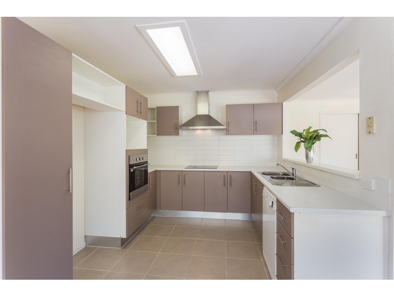 16 Allspice St, Bellbowrie QLD 4070