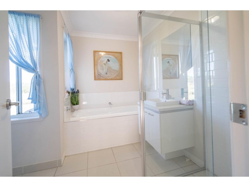 11 Zabels Rd North, Minden QLD 4311