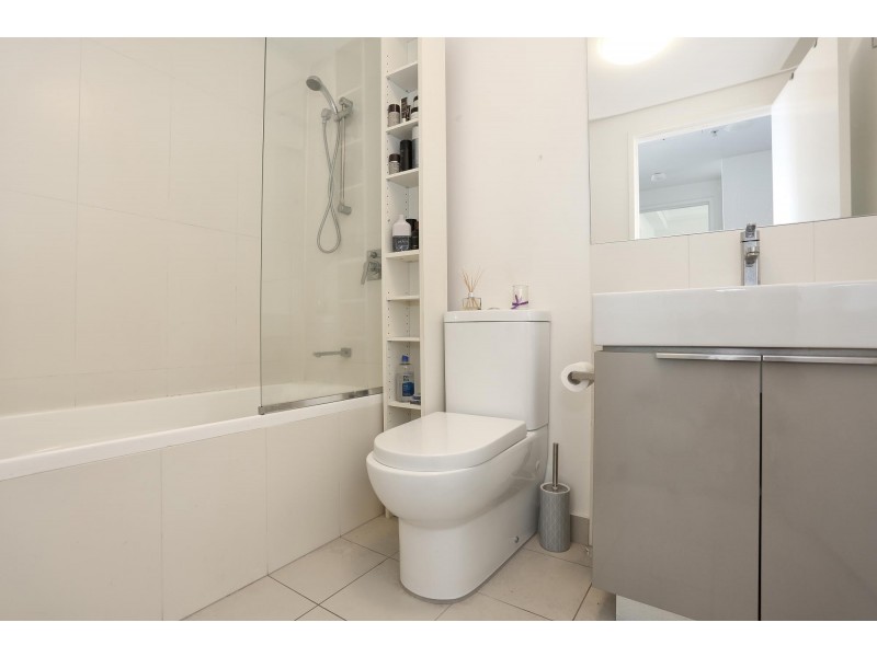 30607/2 Harbour Road, Hamilton QLD 4007