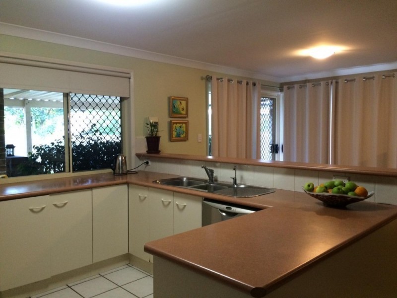 61 Jason street, Sinnamon Park QLD 4073