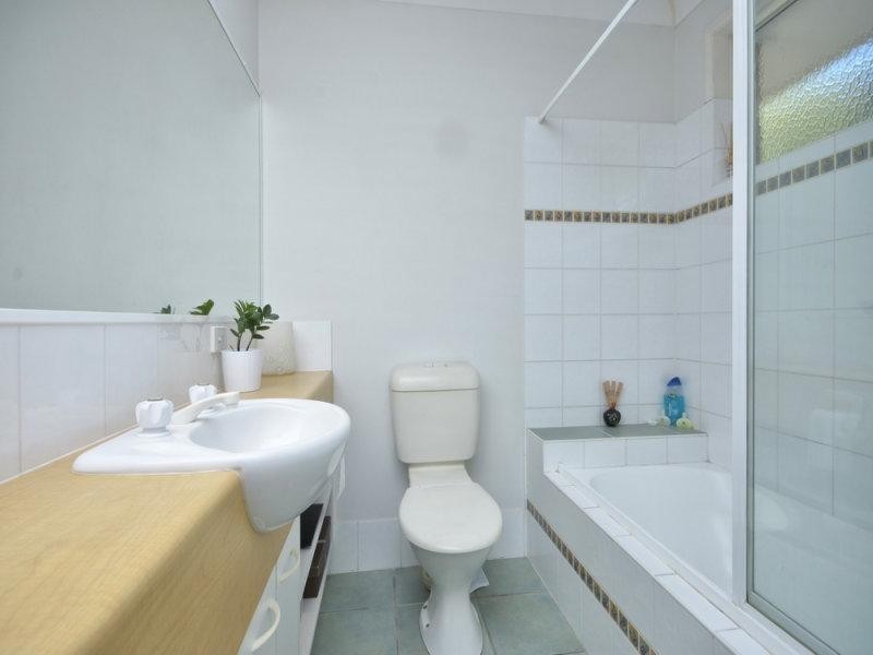 11/25 Hogan Place, Seventeen Mile Rocks QLD 4073