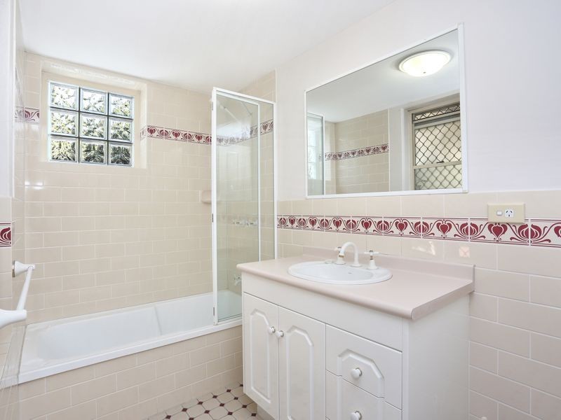 2/206 Bonney Avenue, Clayfield QLD 4011