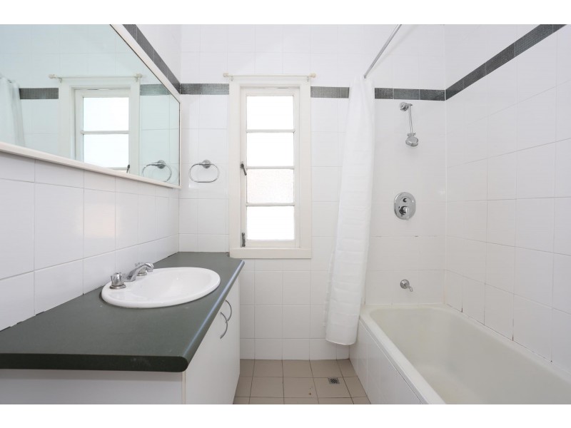 48A Wongara St, Clayfield QLD 4011