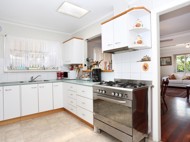 60 Widdop Street, Clayfield QLD 4011