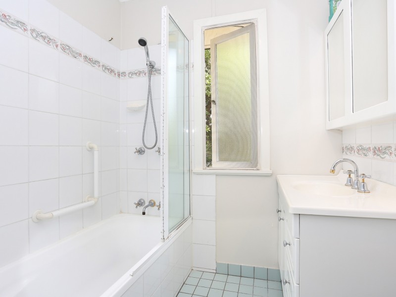 60 Widdop Street, Clayfield QLD 4011