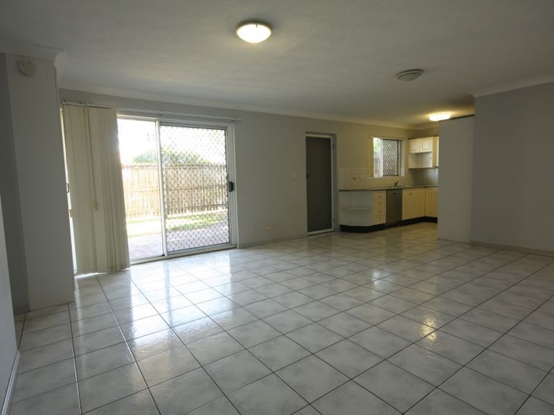 1/265 Old Cleveland Road, Coorparoo QLD 4151