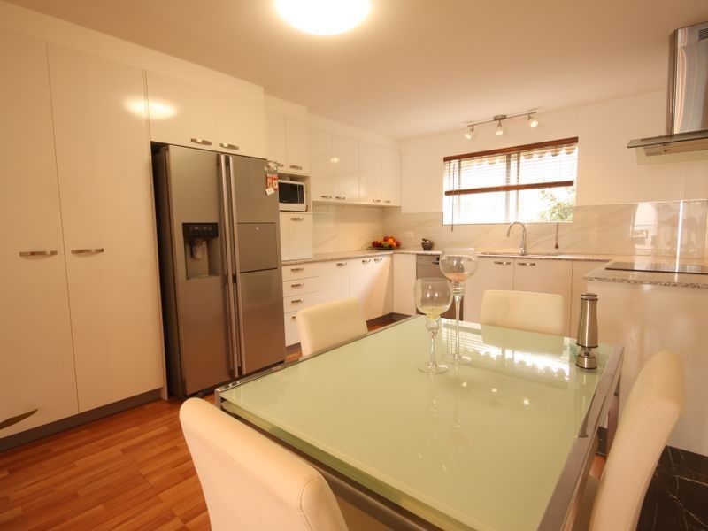 2/32 Stopford Street, Wooloowin QLD 4030